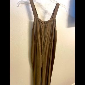 Girls LG (10-12) jumpsuit with zipper and adjustable straps